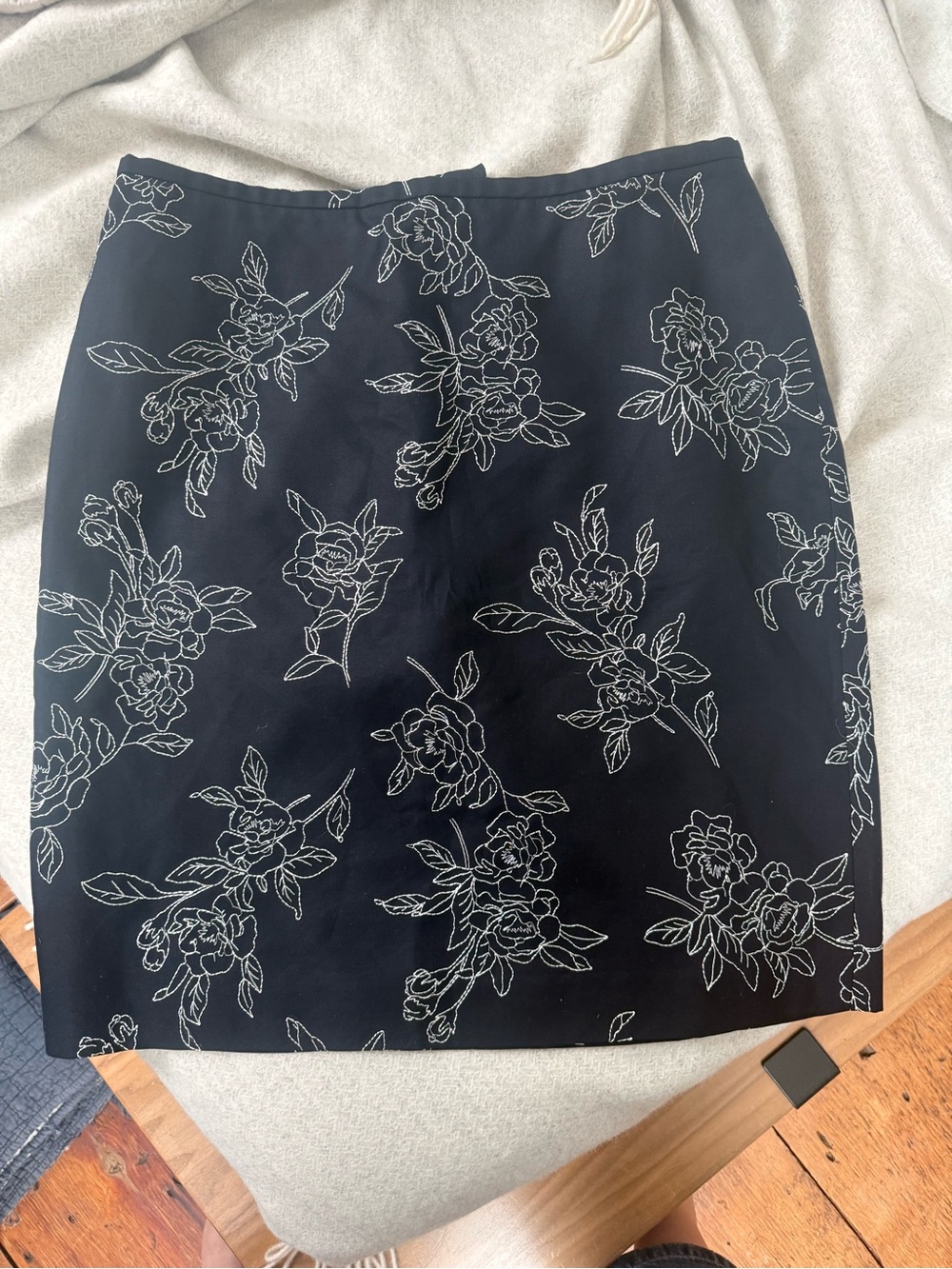 Vintage Silk Blend Ann Taylor Black Mini Skirt with White Floral Outline